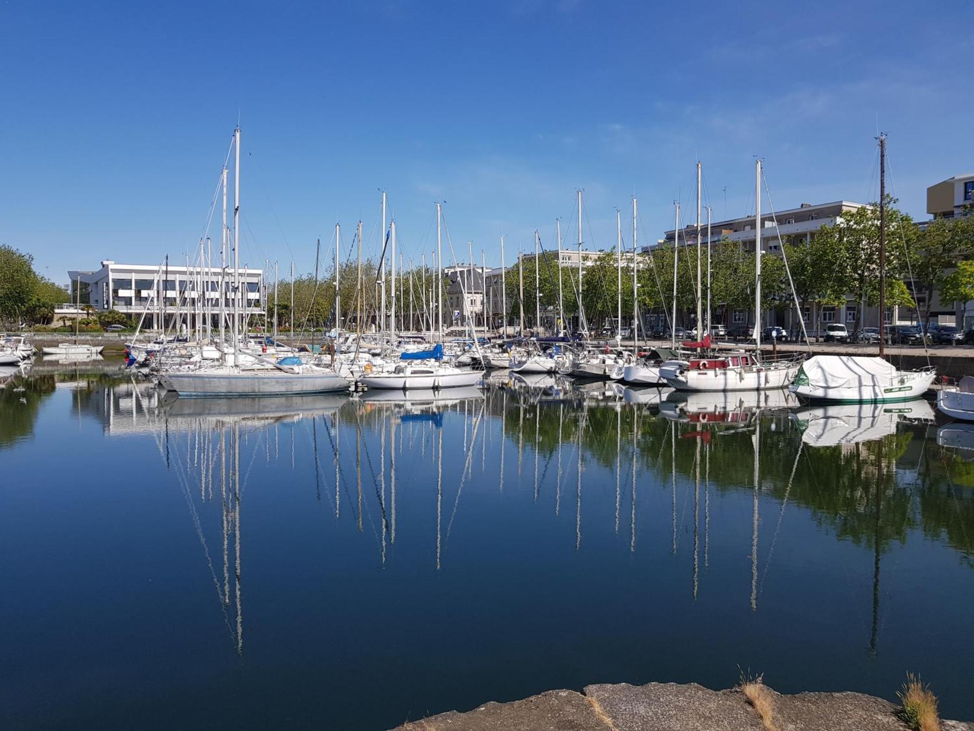 Grand Studio Avec Parking A 10 Minutes Des Plages Lorient Exteriör bild